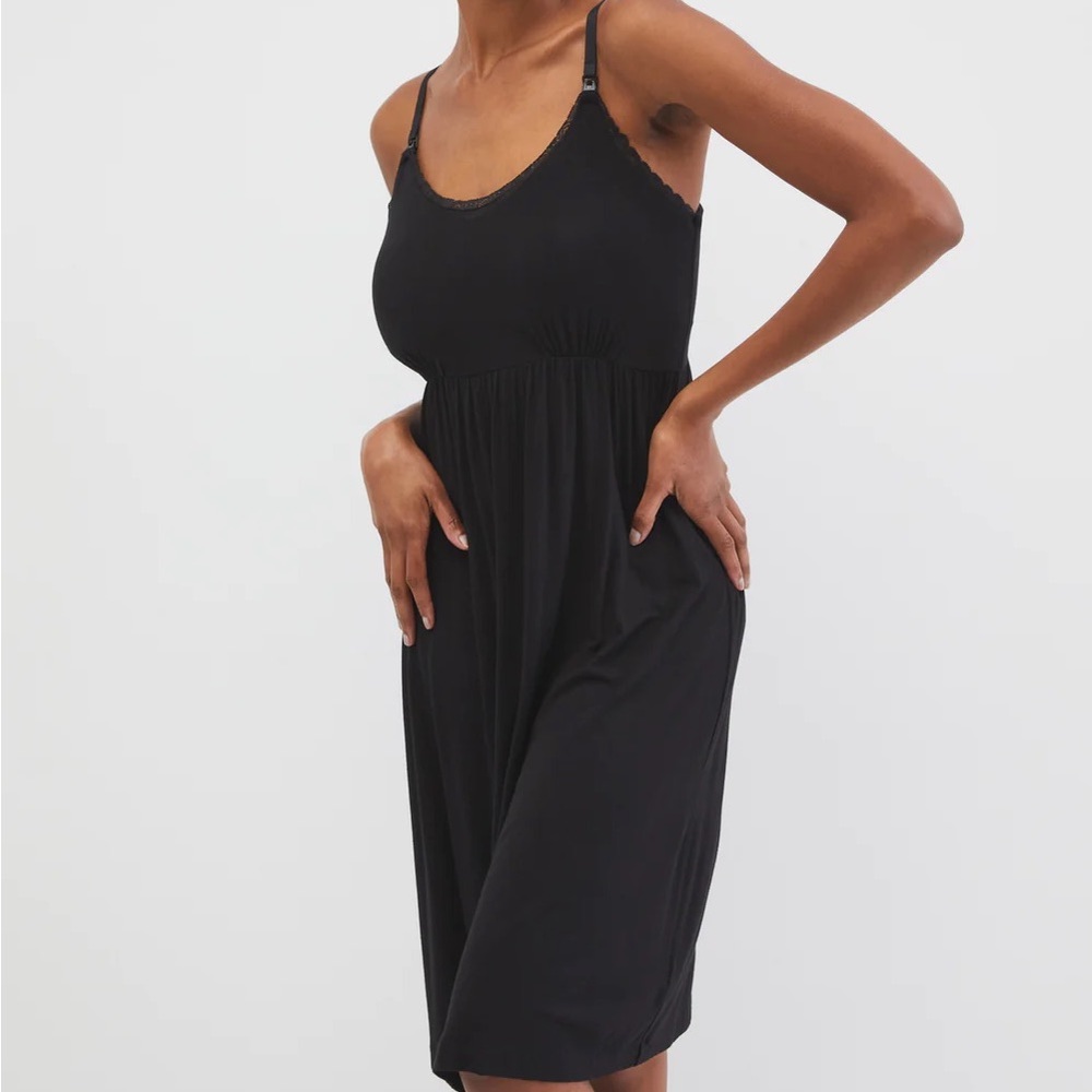 NWT Motherhood Maternity Large Essential Nursing Nightgown Black